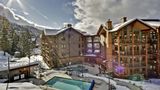 <b>Evolution Whistler Pool</b>. Images powered by <a href="https://www.leonardoworldwide.com/" title="Leonardo Worldwide" target="_blank">Leonardo</a>.