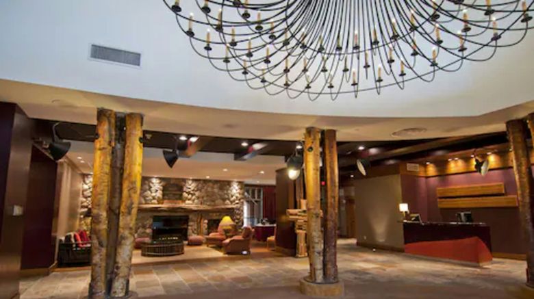 <b>Evolution Whistler Lobby</b>. Images powered by <a href="https://www.leonardoworldwide.com/" title="Leonardo Worldwide" target="_blank">Leonardo</a>.
