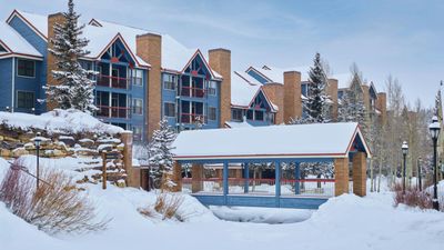 River Mountain Lodge