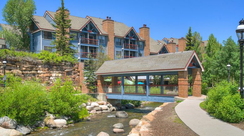 River Mountain Lodge Exterior. Images powered by <a href="https://www.leonardoworldwide.com" target="_blank" rel="noopener">Leonardo</a>.