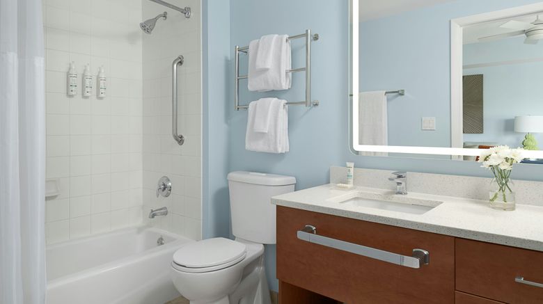 <b>Marriott's Harbour Lake Room</b>. Images powered by <a href="https://www.leonardoworldwide.com/" title="Leonardo Worldwide" target="_blank">Leonardo</a>.