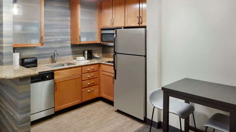 <b>Residence Inn New Orleans North Shore Room</b>. Images powered by <a href="https://www.leonardoworldwide.com/" title="Leonardo Worldwide" target="_blank">Leonardo</a>.