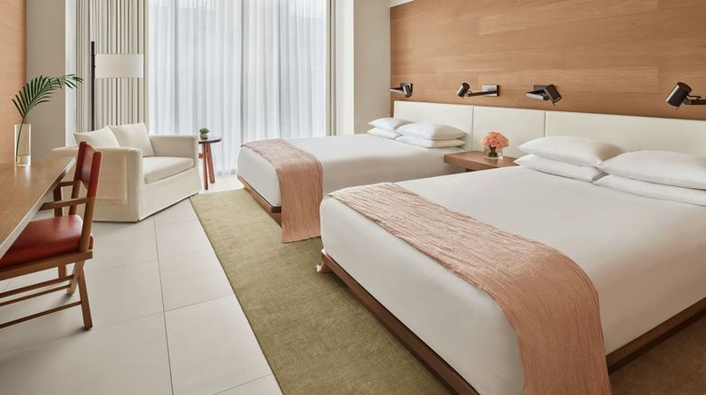 <b>The Miami Beach EDITION Room</b>. Images powered by <a href="https://www.leonardoworldwide.com/" title="Leonardo Worldwide" target="_blank">Leonardo</a>.