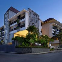 Courtyard Bali Seminyak Resort