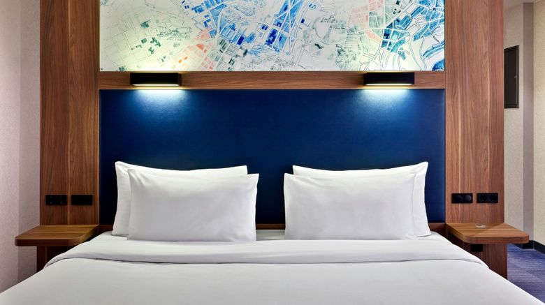 <b>Aloft Stuttgart Room</b>. Images powered by <a href="https://www.leonardoworldwide.com/" title="Leonardo Worldwide" target="_blank">Leonardo</a>.