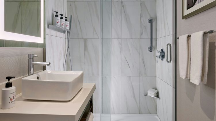 The Ven at Embassy Row,Tribute Portfolio Room