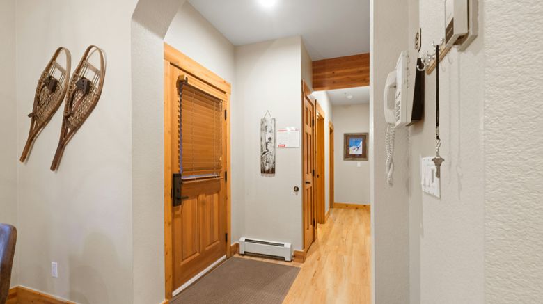 <b>Keystone East Village Lobby</b>. Images powered by <a href="https://www.leonardoworldwide.com/" title="Leonardo Worldwide" target="_blank">Leonardo</a>.