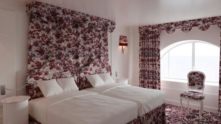 La Maison Favart Room