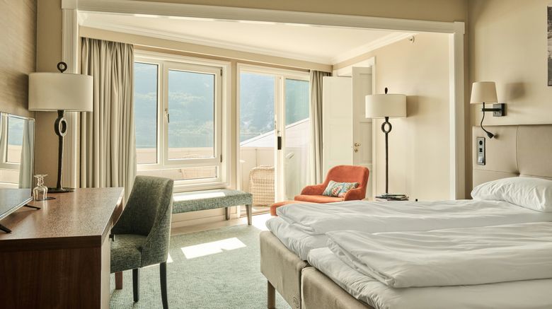 <b>Hotel Ullensvang Room</b>. Images powered by <a href="https://www.leonardoworldwide.com/" title="Leonardo Worldwide" target="_blank">Leonardo</a>.