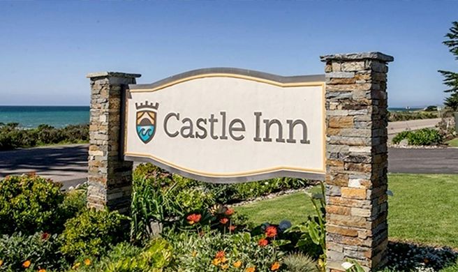 Castle Inn by the Sea Exterior