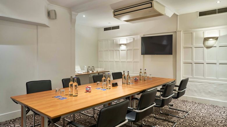 <b>Thistle Bloomsbury Park Meeting</b>. Images powered by <a href="https://www.leonardoworldwide.com/" title="Leonardo Worldwide" target="_blank">Leonardo</a>.