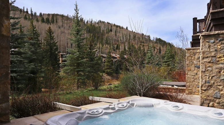 <b>Legendary Lodging Pool</b>. Images powered by <a href="https://www.leonardoworldwide.com/" title="Leonardo Worldwide" target="_blank">Leonardo</a>.