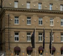 Metropolitan Hotel by Flemings Exterior