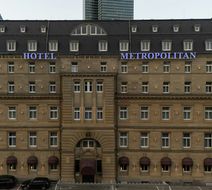 Metropolitan Hotel by Flemings Exterior