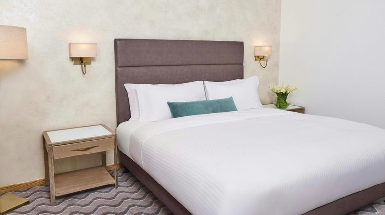 <b>Gefinor Rotana Room</b>. Images powered by <a href="https://www.leonardoworldwide.com/" title="Leonardo Worldwide" target="_blank">Leonardo</a>.