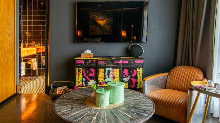 Hotel Lobby Room