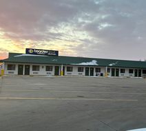 Boarders Inn & Suites by Cobblestone Exterior