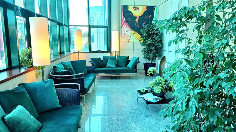 <b>Hotel Parisi Lobby</b>. Images powered by <a href="https://www.leonardoworldwide.com/" title="Leonardo Worldwide" target="_blank">Leonardo</a>.