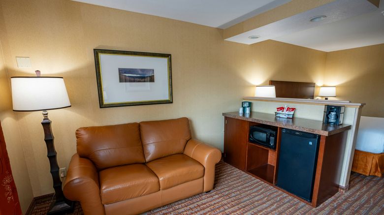 <b>Hotel Salem Room</b>. Images powered by <a href="https://www.leonardoworldwide.com/" title="Leonardo Worldwide" target="_blank">Leonardo</a>.
