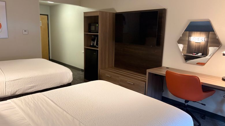 <b>Holiday Inn Express Room</b>. Images powered by <a href="https://www.leonardoworldwide.com/" title="Leonardo Worldwide" target="_blank">Leonardo</a>.