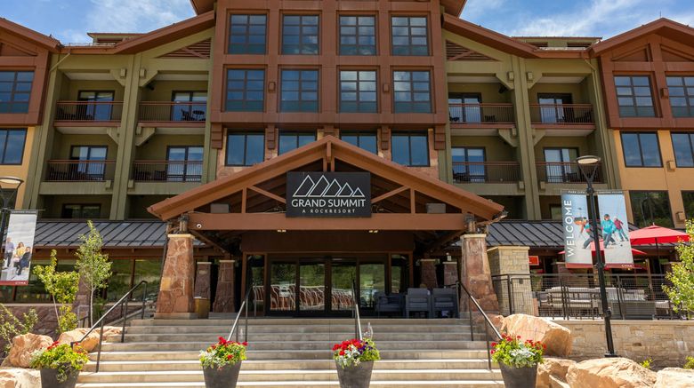 Grand Summit Hotel Exterior. Images powered by <a href="https://www.leonardoworldwide.com" target="_blank" rel="noopener">Leonardo</a>.