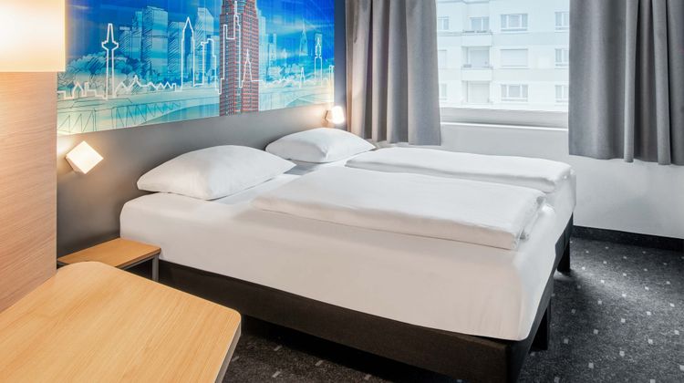 B&B Hotel Frankfurt-Messe Exterior