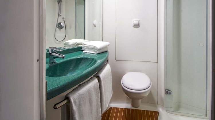 B&B Hotel Frankfurt-Messe Room