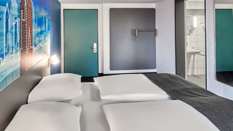 B&B Hotel Frankfurt-Messe Exterior