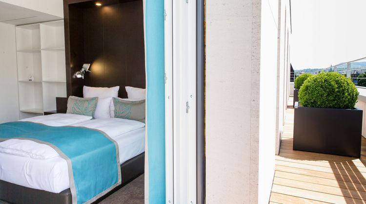 Motel One Stuttgart-Bad Cannstatt Room