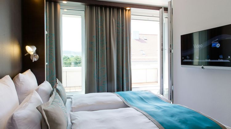 Motel One Stuttgart-Bad Cannstatt Room