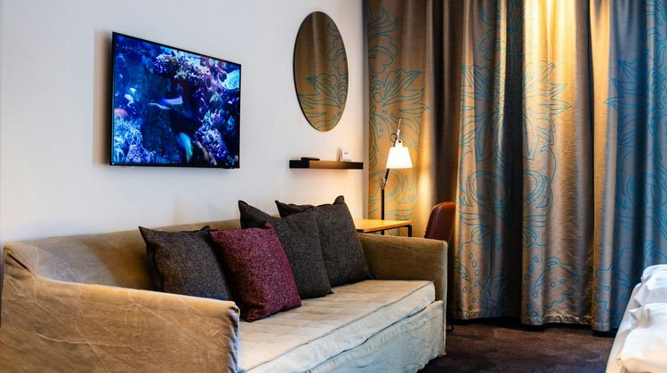 Motel One Stuttgart-Mitte Room
