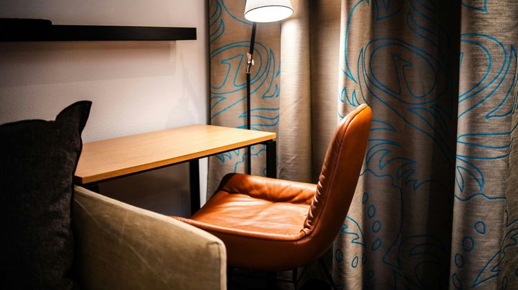 Motel One Stuttgart-Mitte Room
