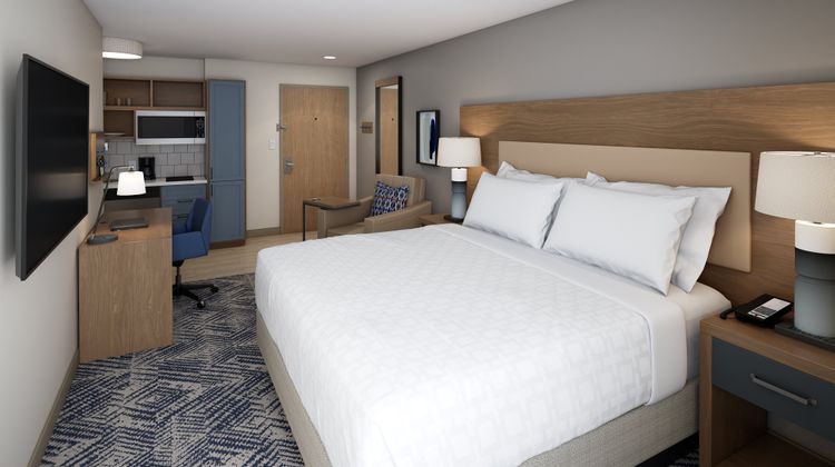 Candlewood Suites Beachwood Room