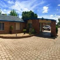 Orana Windmill Motel