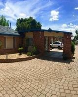 Orana Windmill Motel