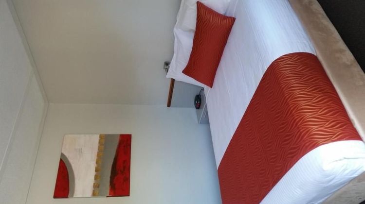 Orana Windmill Motel Room