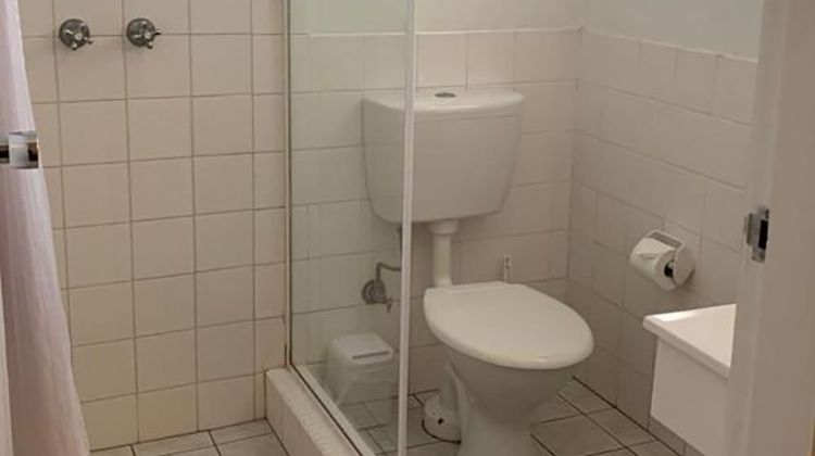 Orana Windmill Motel Room
