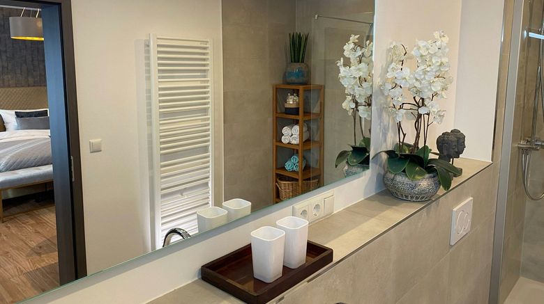 <b>Tortuga Hotel Grafenwoehr Room</b>. Images powered by <a href="https://www.leonardoworldwide.com/" title="Leonardo Worldwide" target="_blank">Leonardo</a>.
