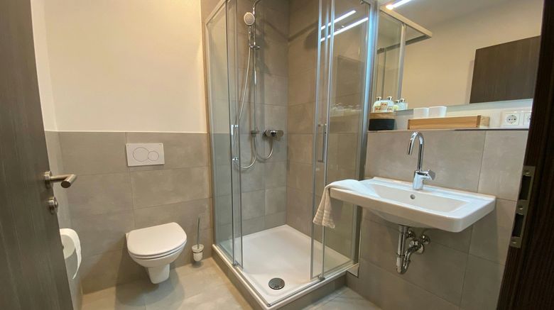 <b>Tortuga Hotel Grafenwoehr Room</b>. Images powered by <a href="https://www.leonardoworldwide.com/" title="Leonardo Worldwide" target="_blank">Leonardo</a>.