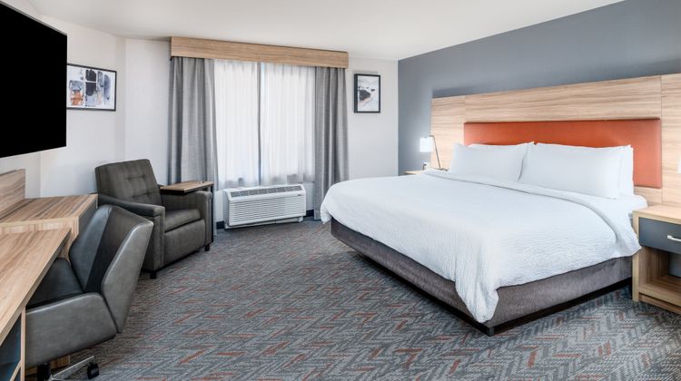 Candlewood Suites Loveland Room