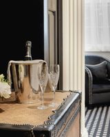 Hotel 41