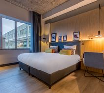 Postillion Hotel & Convention Centre WTC Room