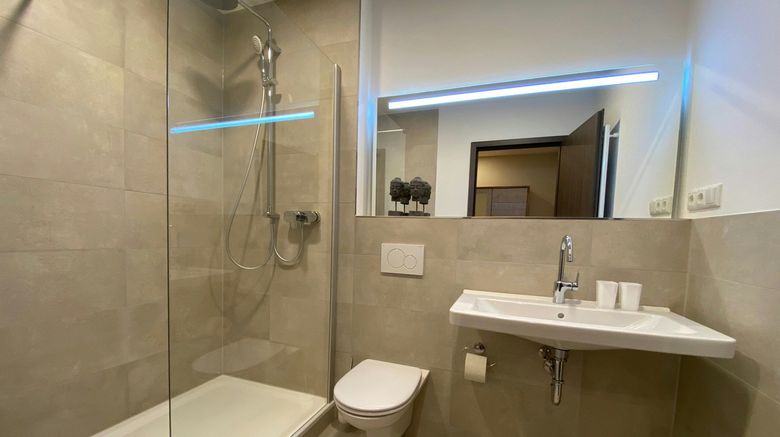 <b>Tortuga Hotel Grafenwoehr Room</b>. Images powered by <a href="https://www.leonardoworldwide.com/" title="Leonardo Worldwide" target="_blank">Leonardo</a>.
