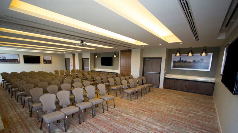 <b>Fiesta Inn Suites Aeropuerto del Bajio Meeting</b>. Images powered by <a href="https://www.leonardoworldwide.com/" title="Leonardo Worldwide" target="_blank">Leonardo</a>.