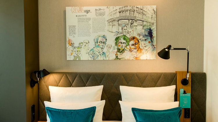 Motel One Munchen Messe Room
