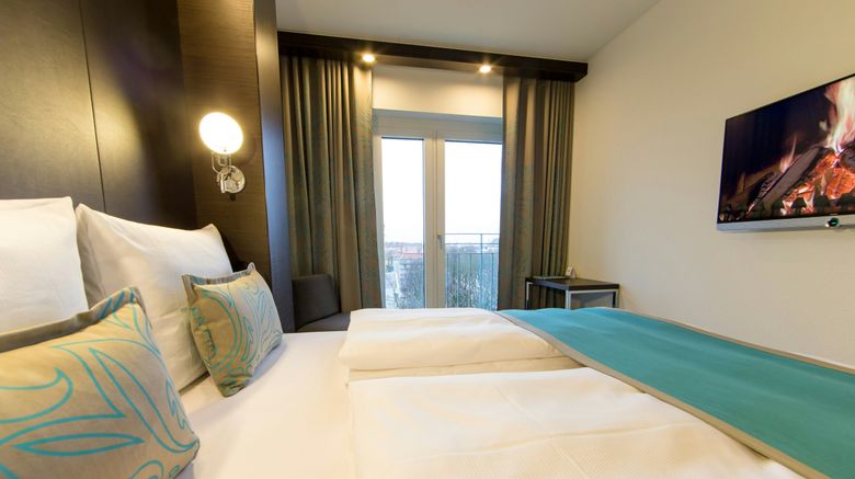 <b>Motel One Munich-Olympia Gate Room</b>. Images powered by <a href="https://www.leonardoworldwide.com/" title="Leonardo Worldwide" target="_blank">Leonardo</a>.