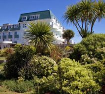 Bournemouth East Cliff Exterior