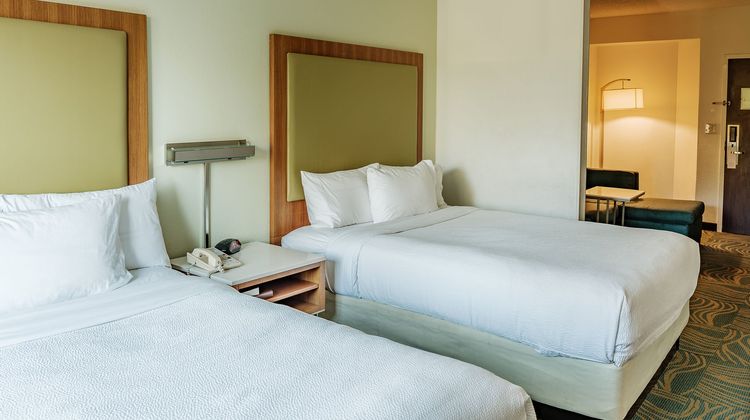 The Beacon Charlotte Airport Room