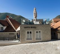 Santa Boka Exterior