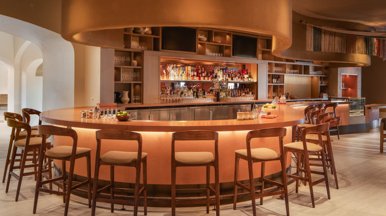Kimpton Miralina Resort & Villas Restaurant